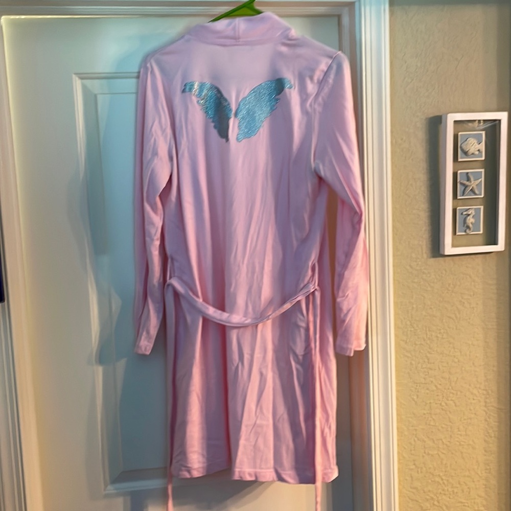 Victoria’s Secret lounge robe